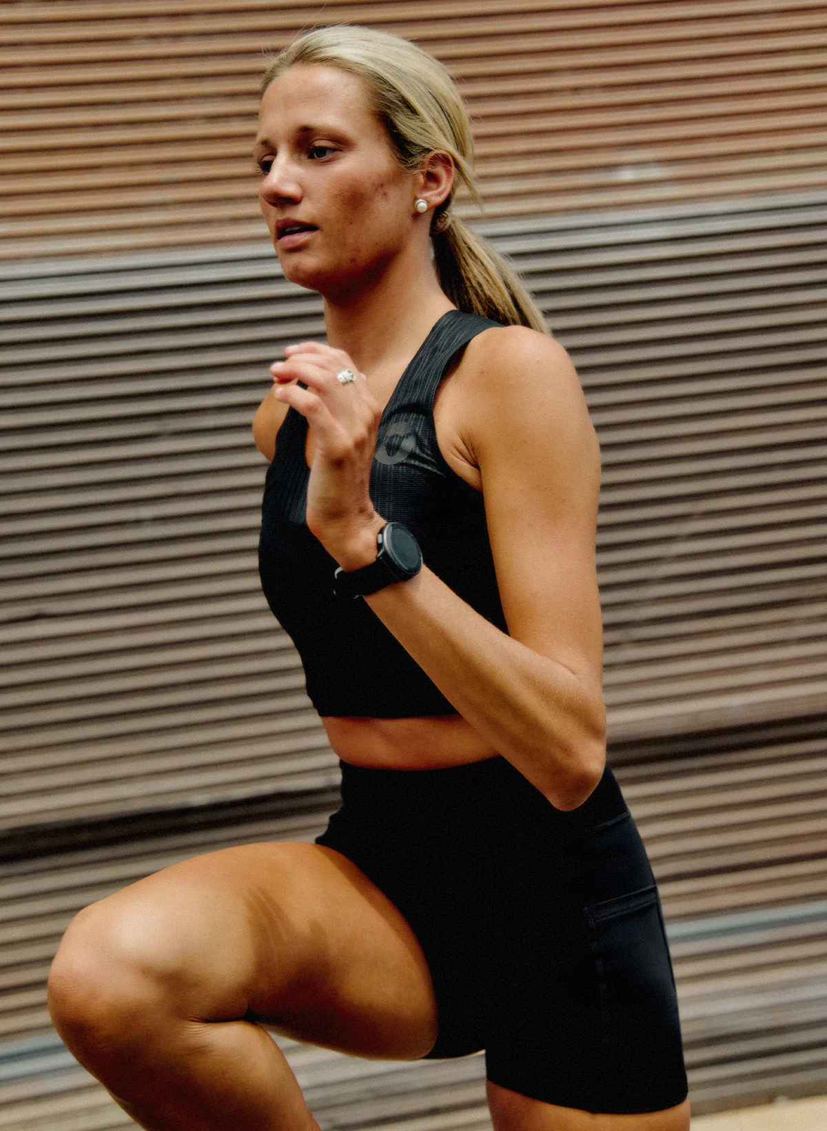 Women's FlyMesh Cropped Singlet - Untitled Black - Image 3